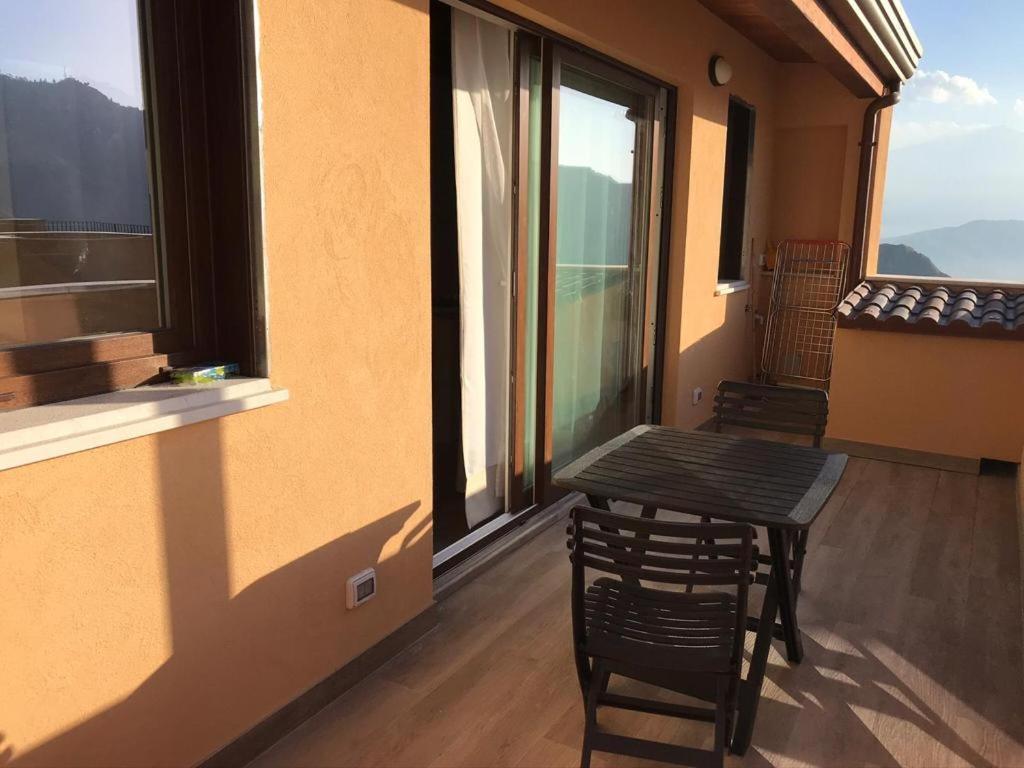 Casa Vacanza Cundari Castelmola Exteriér fotografie